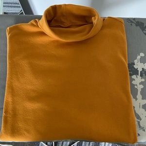 denver hayes mustard yellow turtle neck large